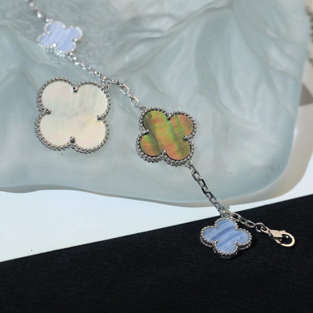 Loco CLOVER BRACELET 5 MOTIFS MOP CHALCEDONY SILVER