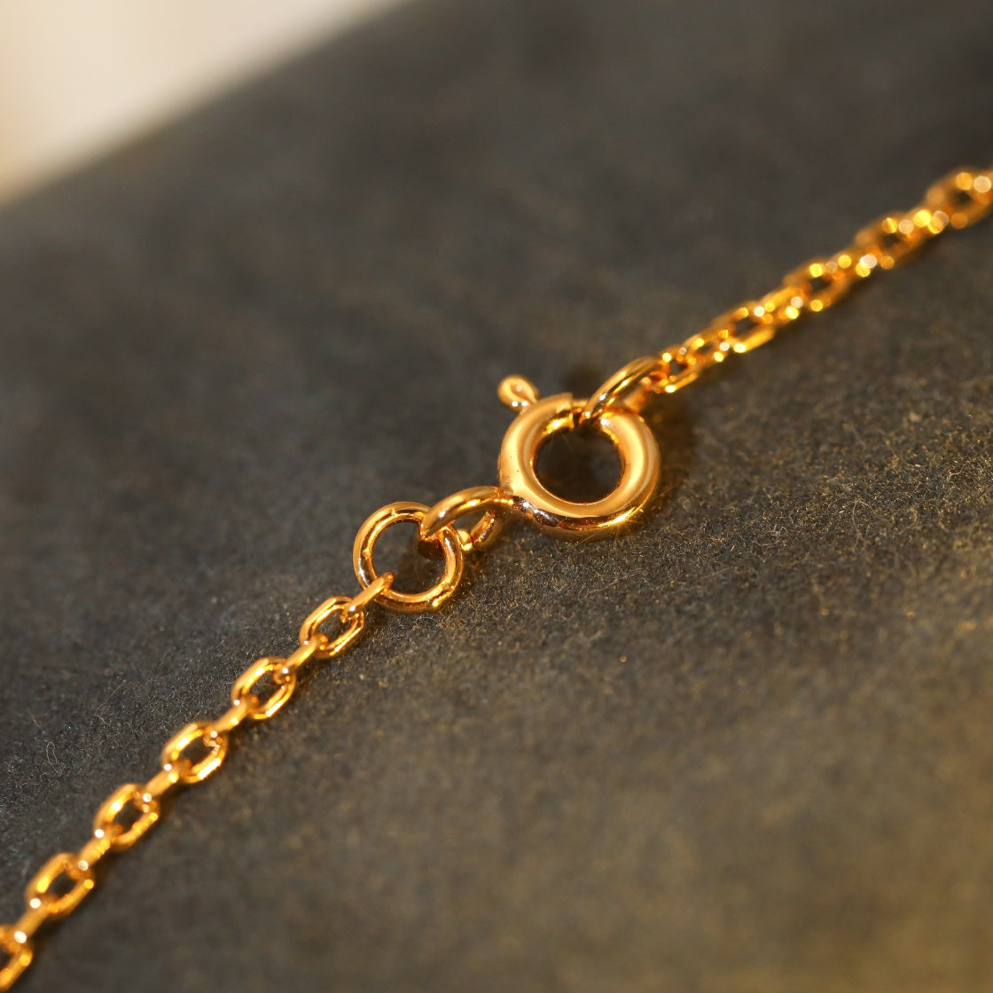 Loco SUN PEDANT PINK GOLD 1 DIAMOND NECKLACE