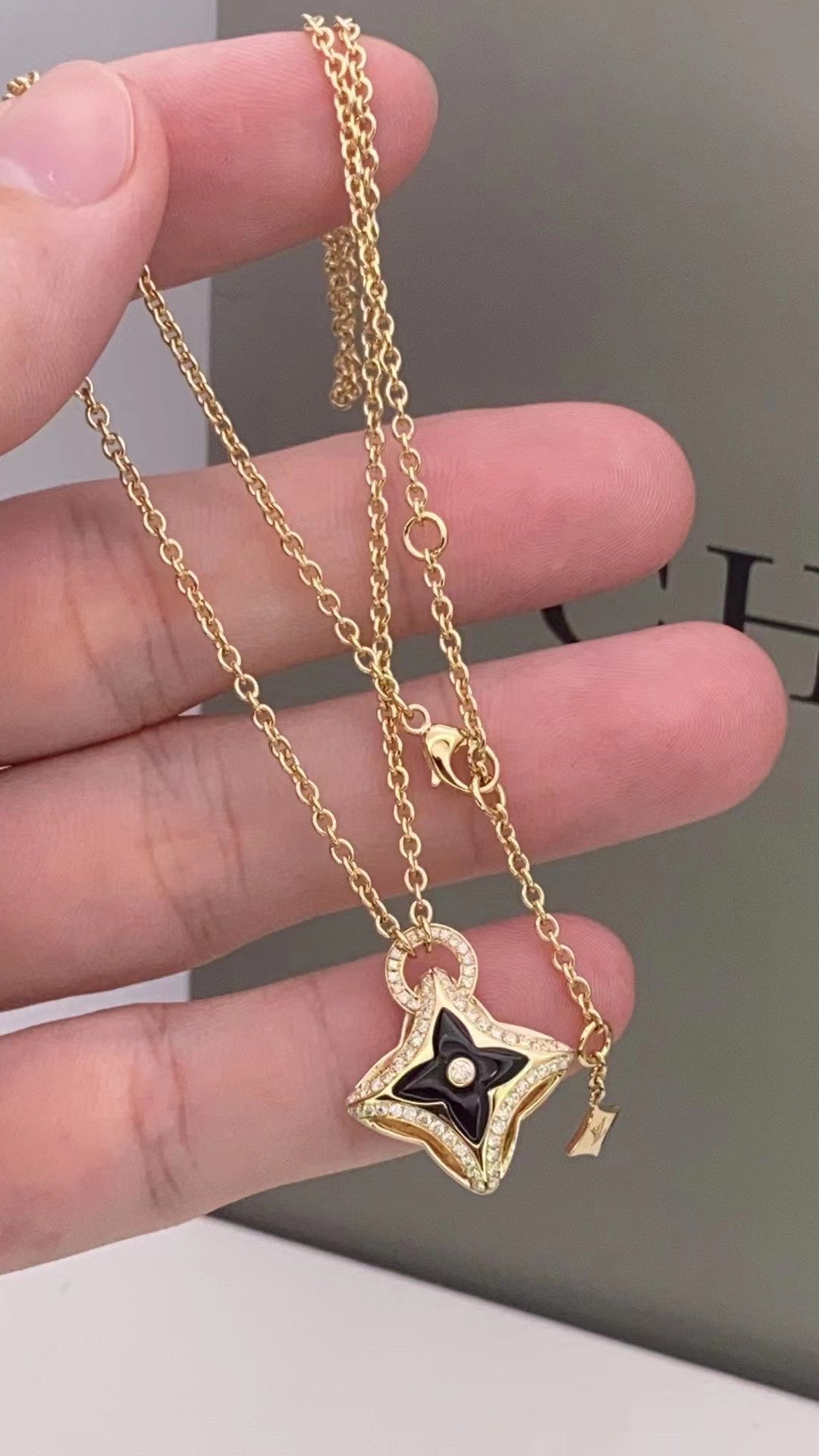 Loco STAR PEDANT PINK GOLD DIAMOND NECKLACE