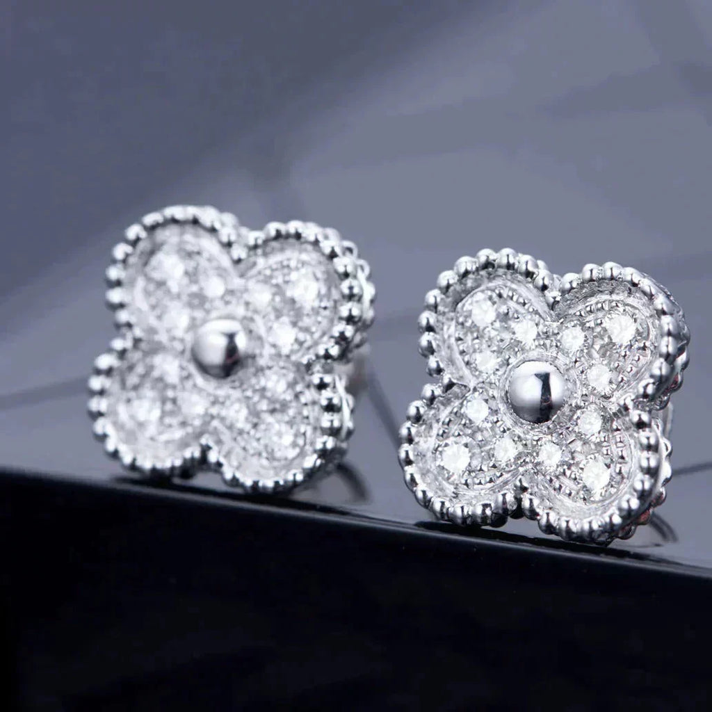 Loco CLOVER 1 MOTIFS DIAMOND STUD EARRINGS SILVER
