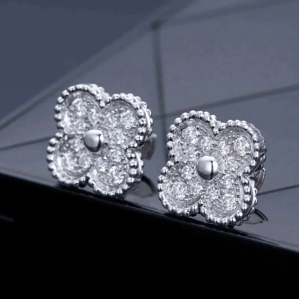 Loco CLOVER 1 MOTIFS DIAMOND STUD EARRINGS SILVER