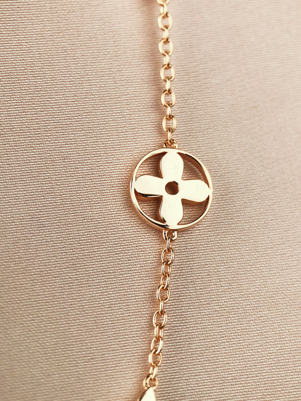 Loco STAR AND SUN 7 MOTIFS GOLD BRACELET
