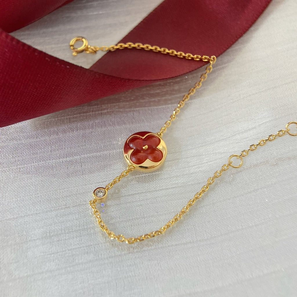 Loco SUN PEDANT CARNELIAN BRACELET
