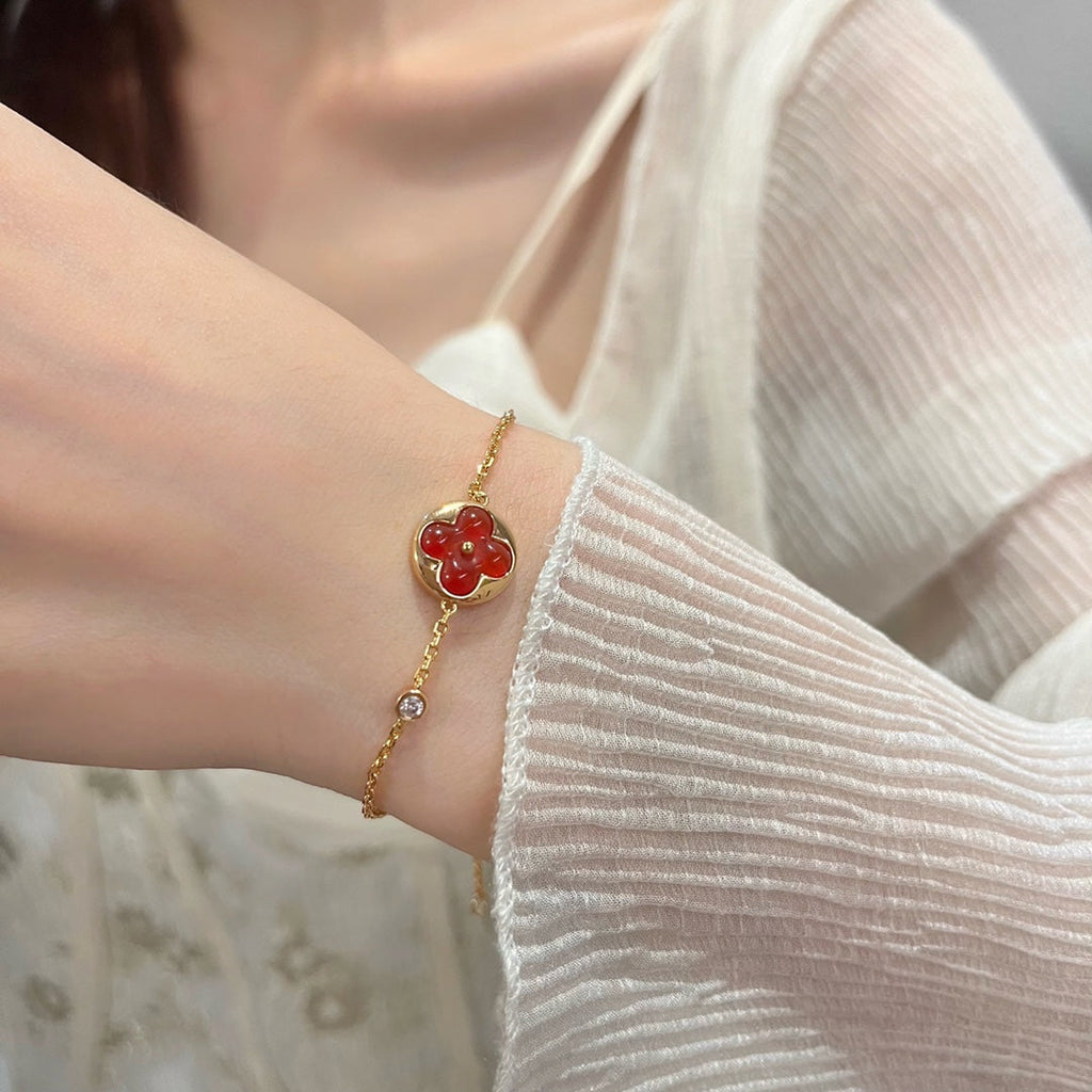 Loco SUN PEDANT CARNELIAN BRACELET