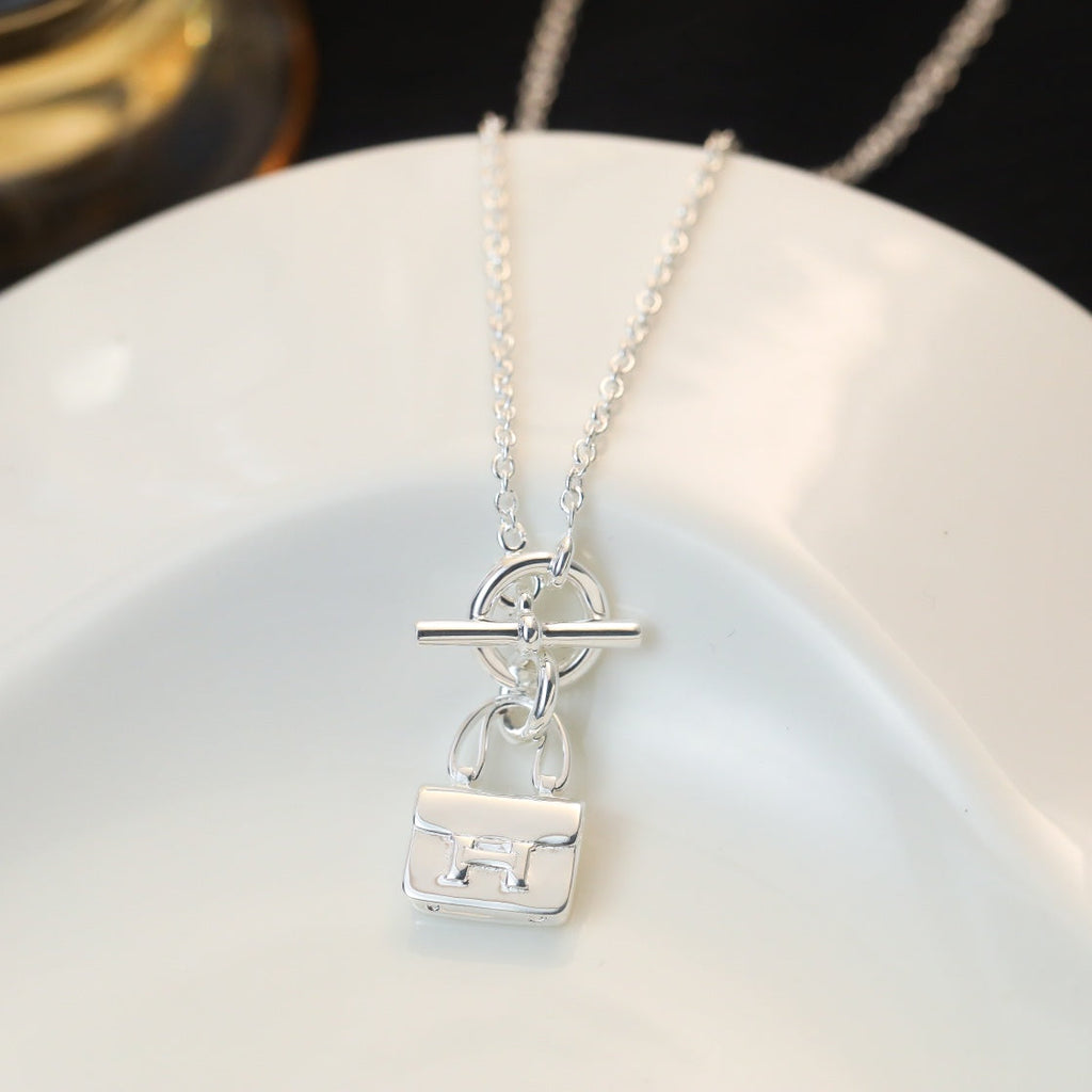 Loco POP H PEDANT SILVER NECKLACE