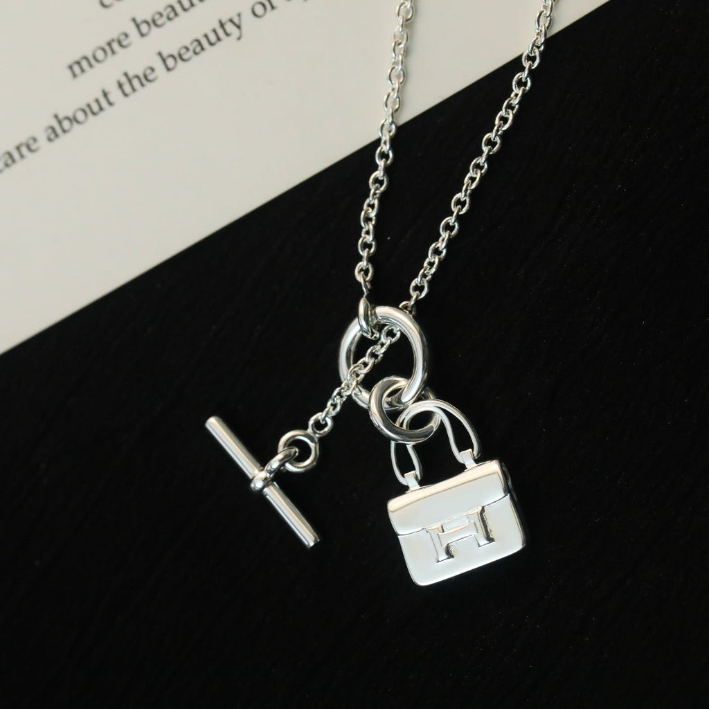 Loco POP H PEDANT SILVER NECKLACE