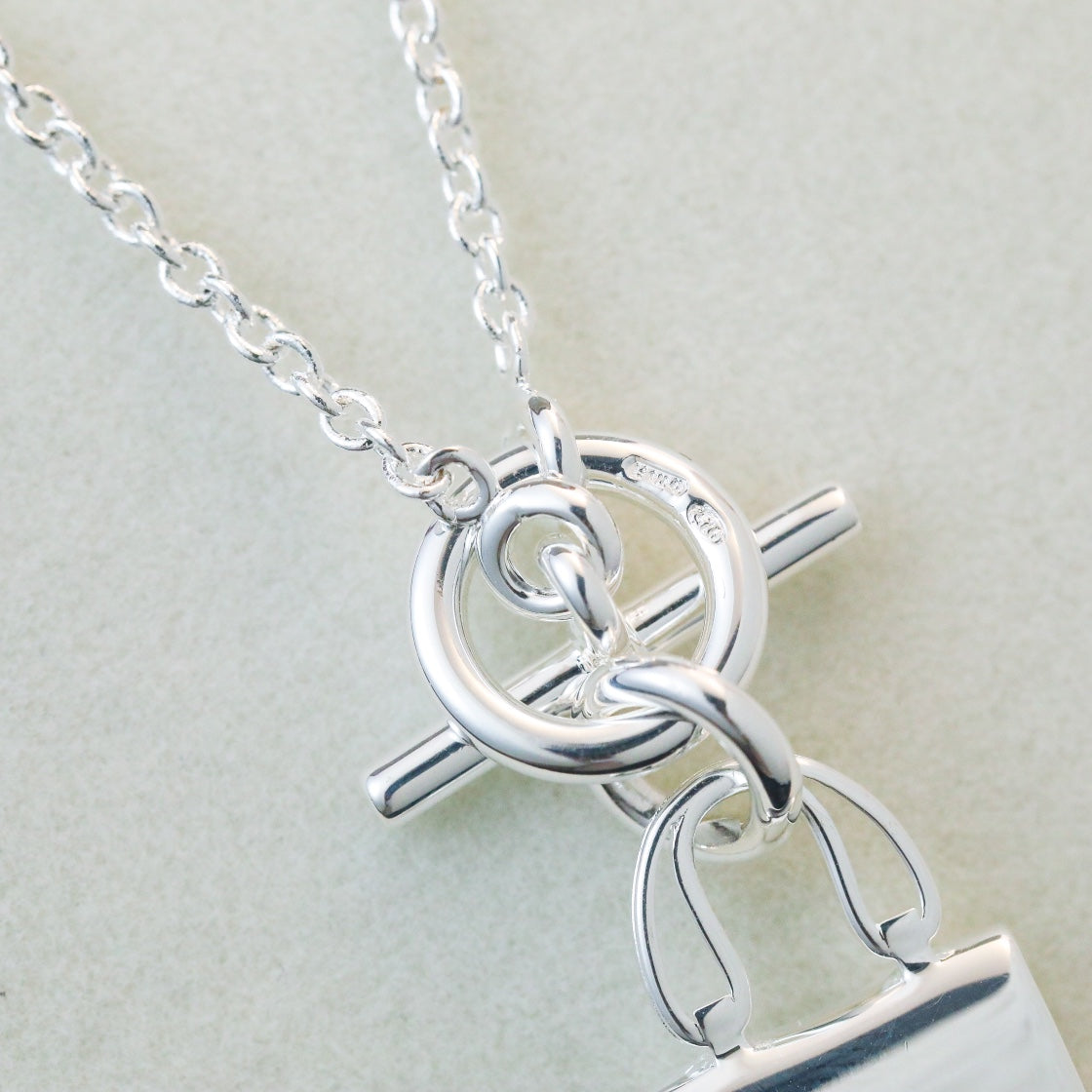 Loco POP H PEDANT SILVER NECKLACE