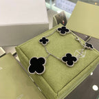 Loco CLOVER 5 MOTIFS SIVLER ONYX BRACELET