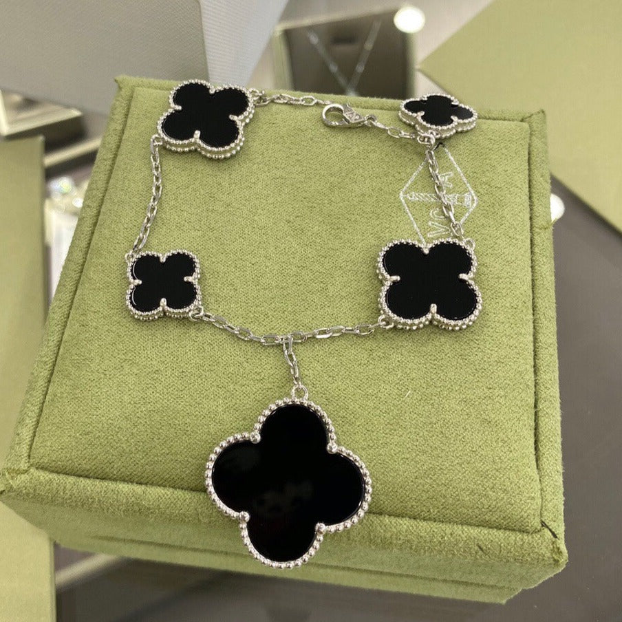 Loco CLOVER 5 MOTIFS SIVLER ONYX BRACELET