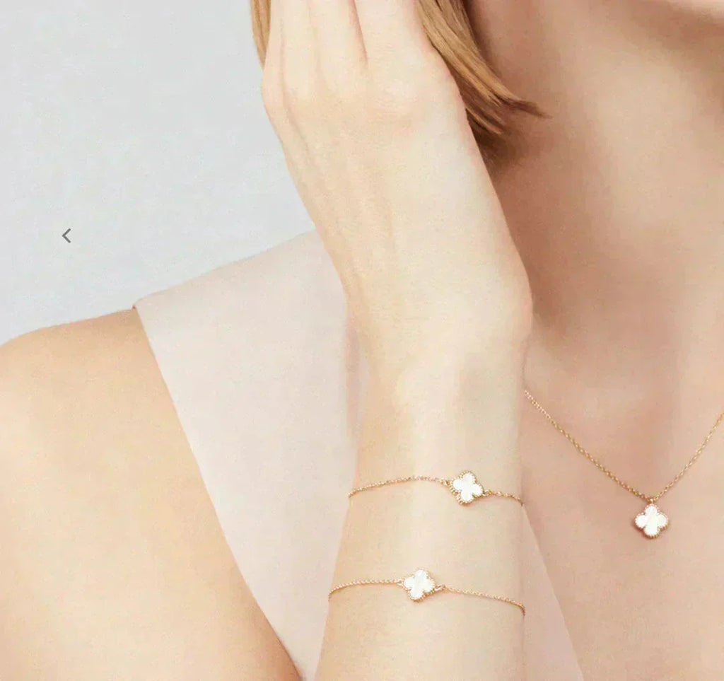 Loco CLOVER MINI 9.5MM WHITE MOTHER-OF-PEARL NECKLACE