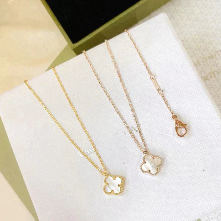 Loco CLOVER MINI 9.5MM WHITE MOTHER-OF-PEARL NECKLACE