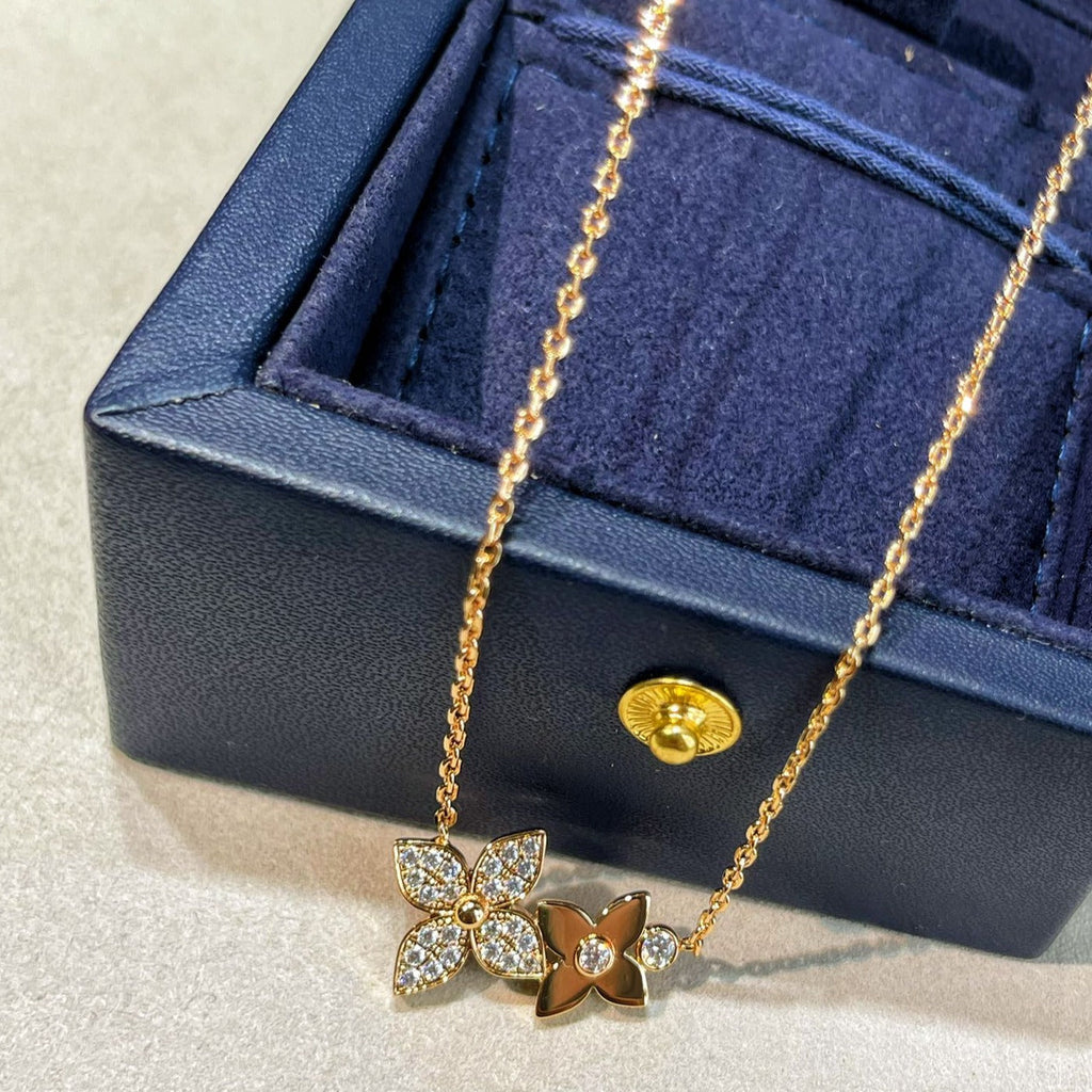 Loco STAR BLOSSOM NECKLACE PINK GOLD DIAMONDS