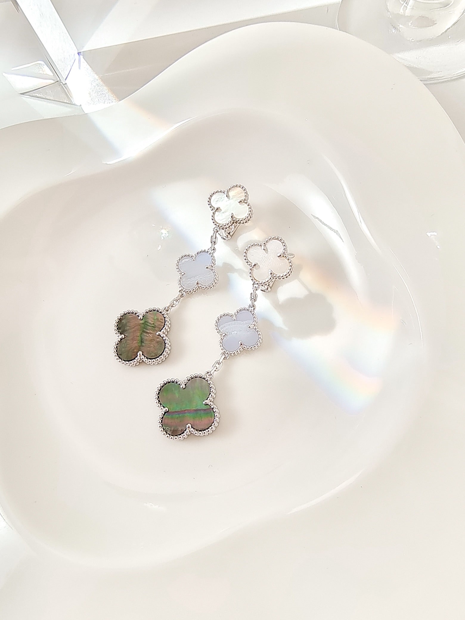 Loco CLOVER 3 MOTIFS CHALCEDONY DARK MOP SILVER EARRINGS