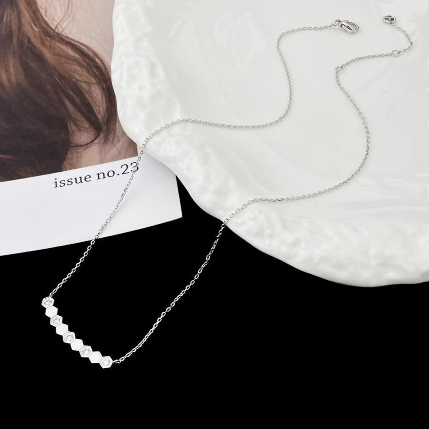 Loco BEE MY LOVE DIAMOND NECKLACE