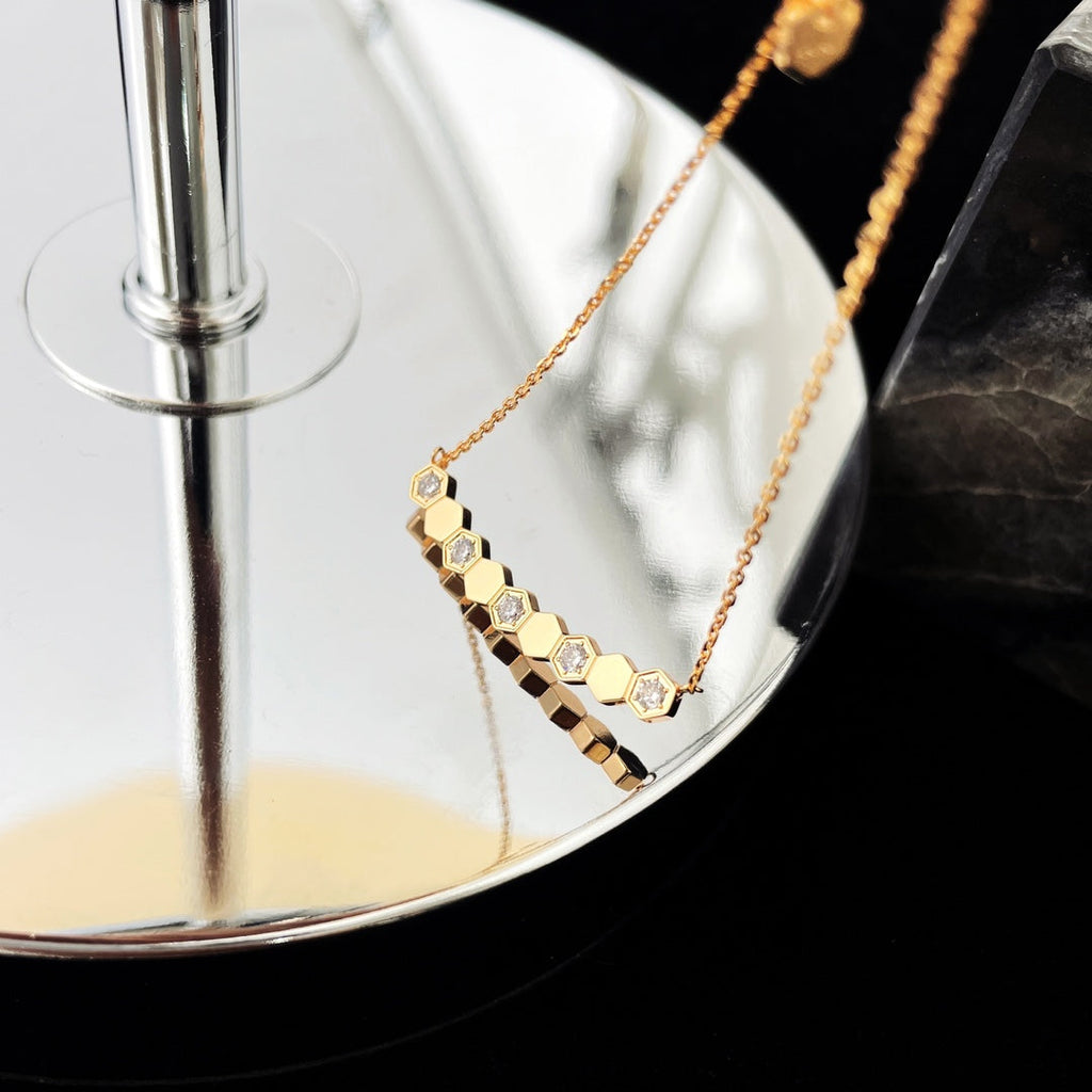 Loco BEE MY LOVE DIAMOND NECKLACE
