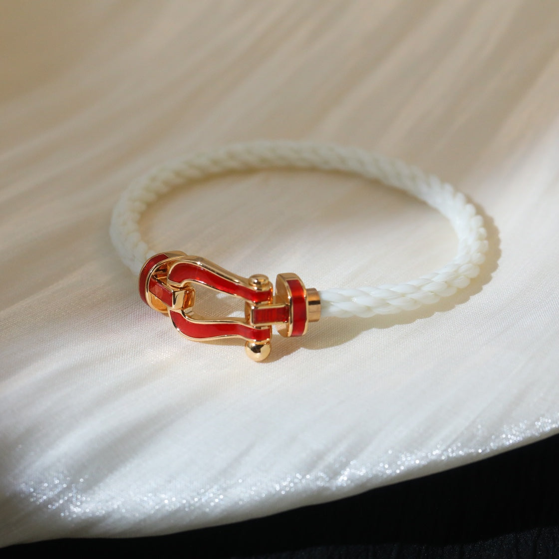 Loco FORCE 10 WHITE TEXTILE DIAMOND PAVED