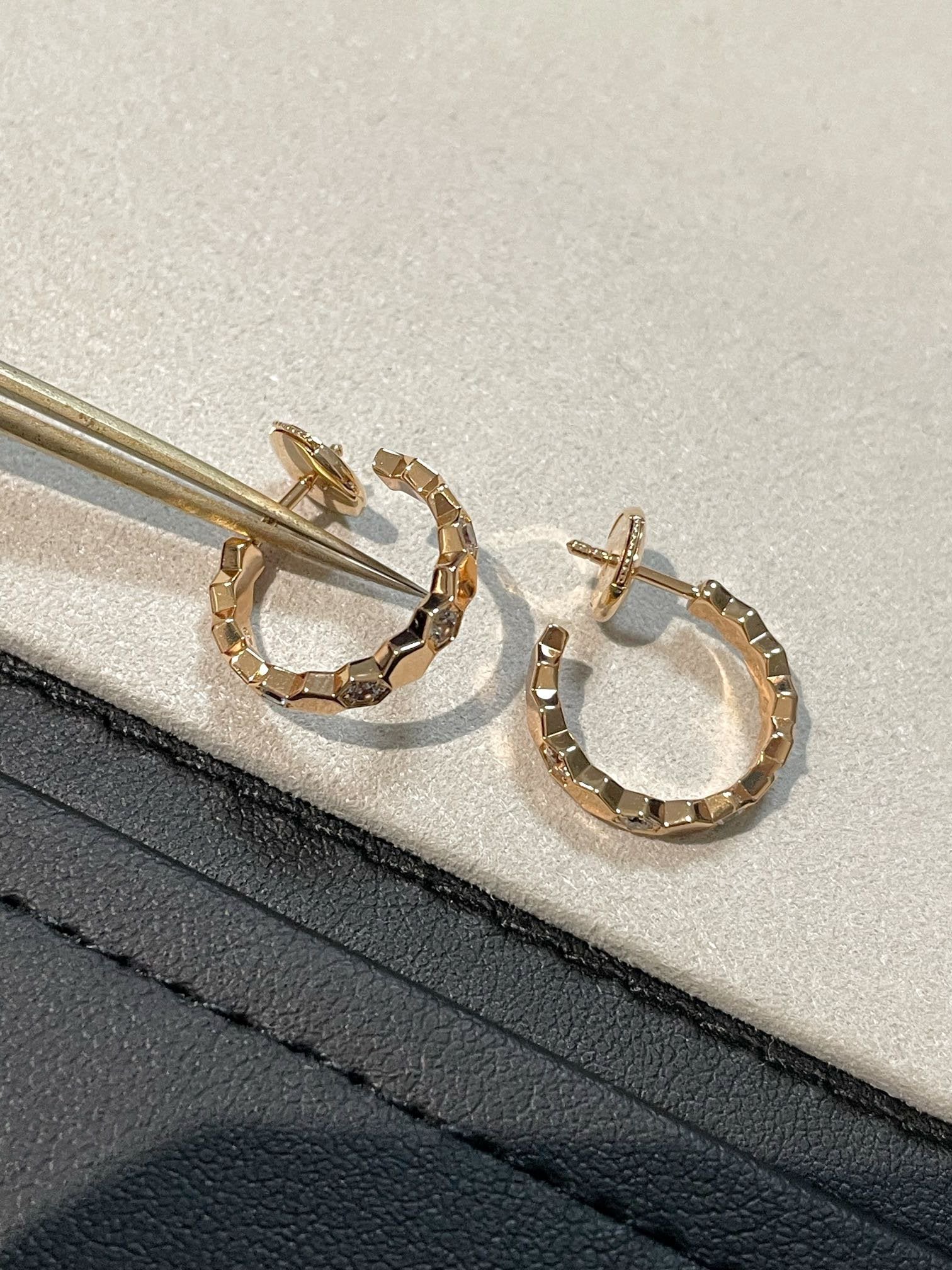 Loco BEE LOVE Earrings GOLD DIAMOND