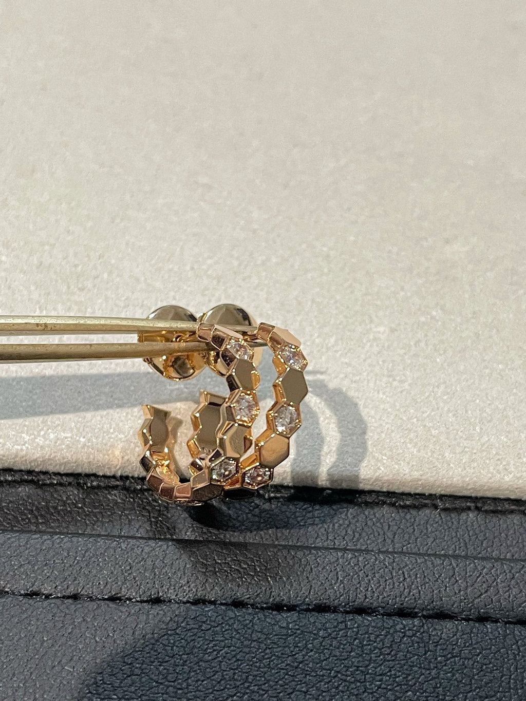 Loco BEE LOVE Earrings GOLD DIAMOND