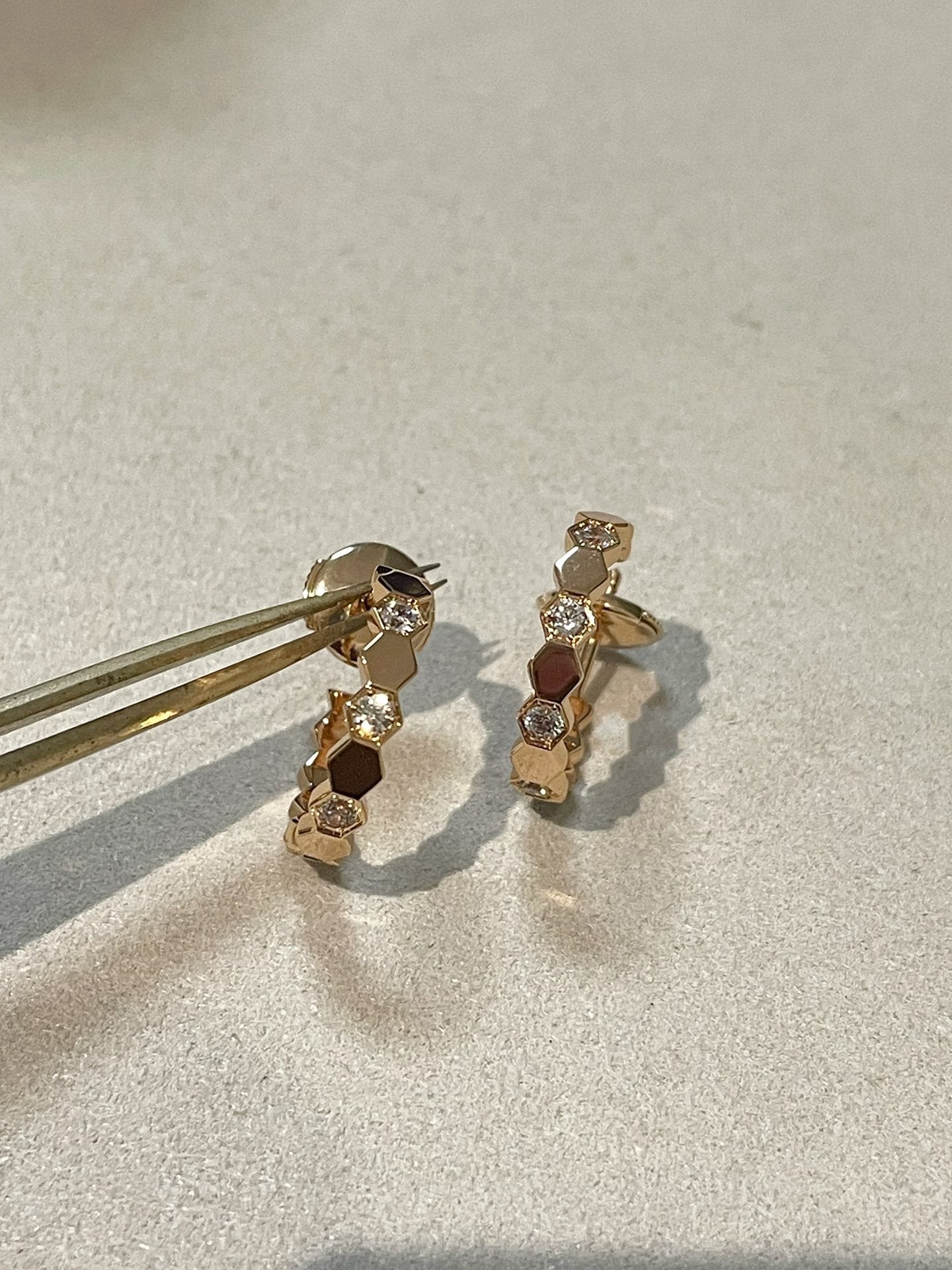 Loco BEE LOVE Earrings GOLD DIAMOND