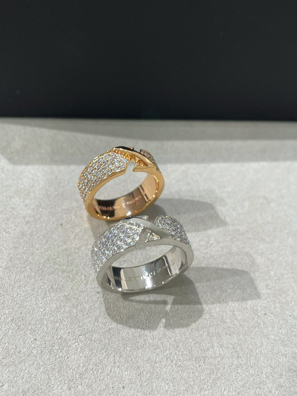 Loco LIENS EVIDENCE  DIAMOND PAVED RING