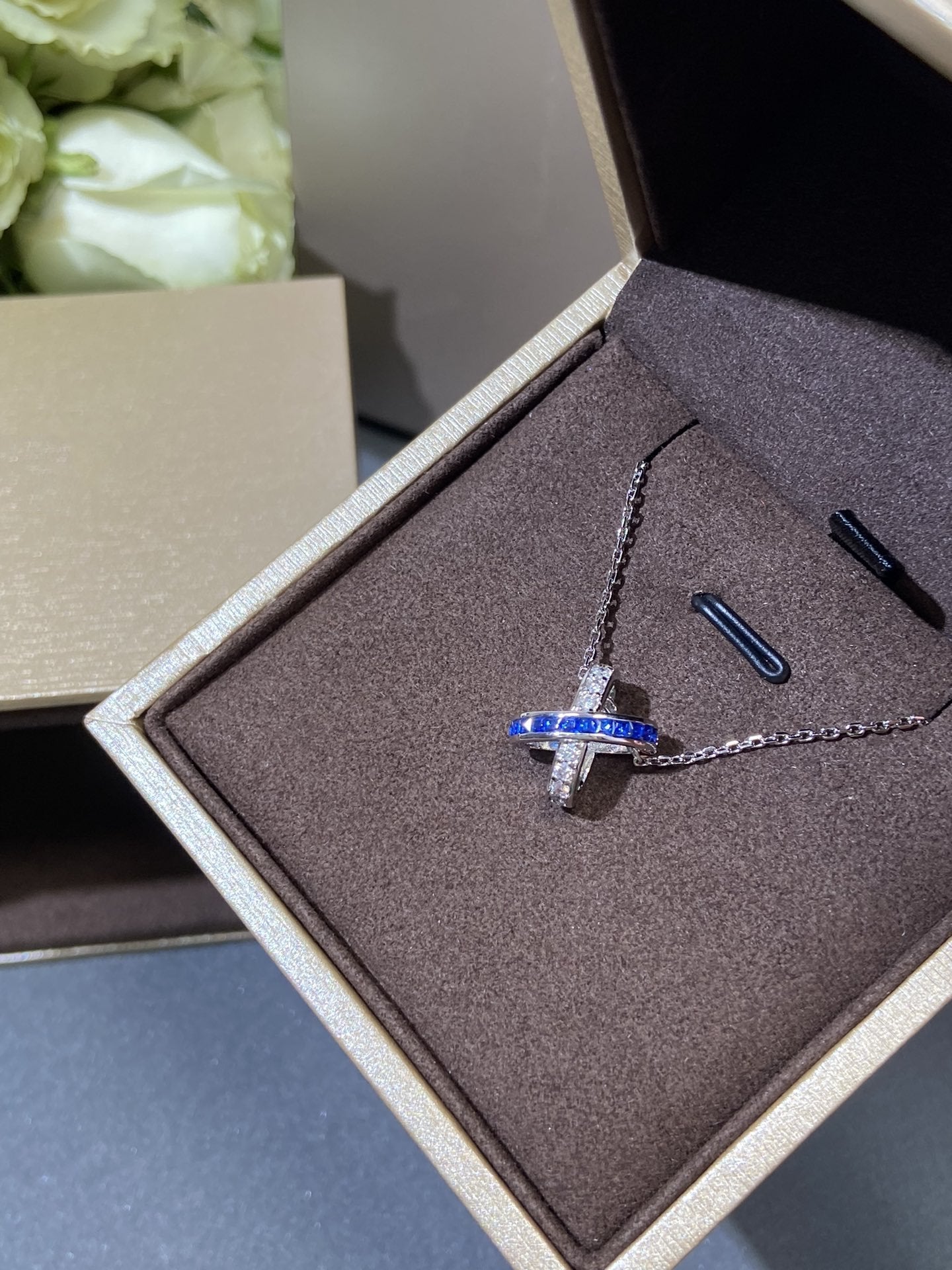 Loco LIENS DIAMOND SILVER NECKLACE