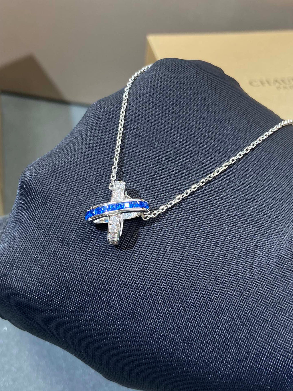 Loco LIENS DIAMOND SILVER NECKLACE