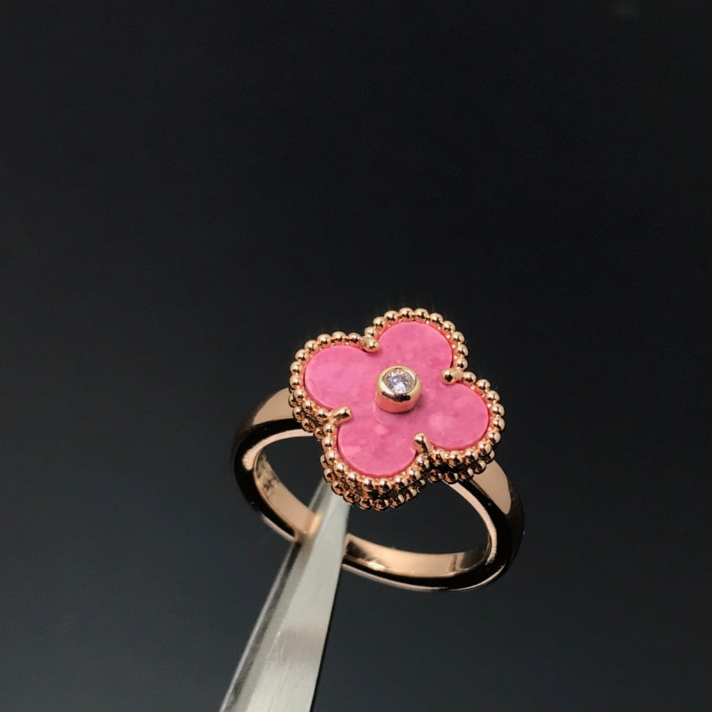 Loco CLOVER RHODONITE ROSE GOLD RING