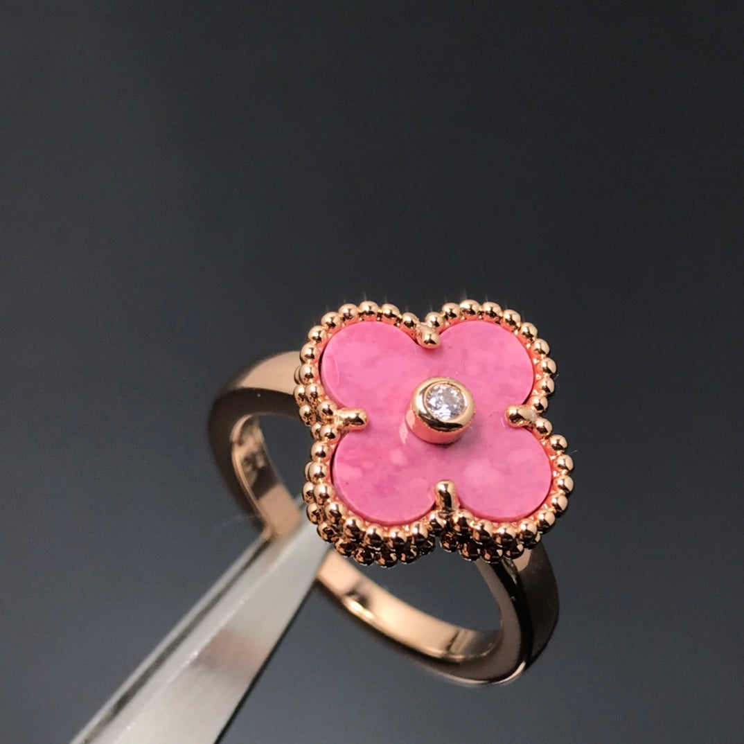 Loco CLOVER RHODONITE ROSE GOLD RING