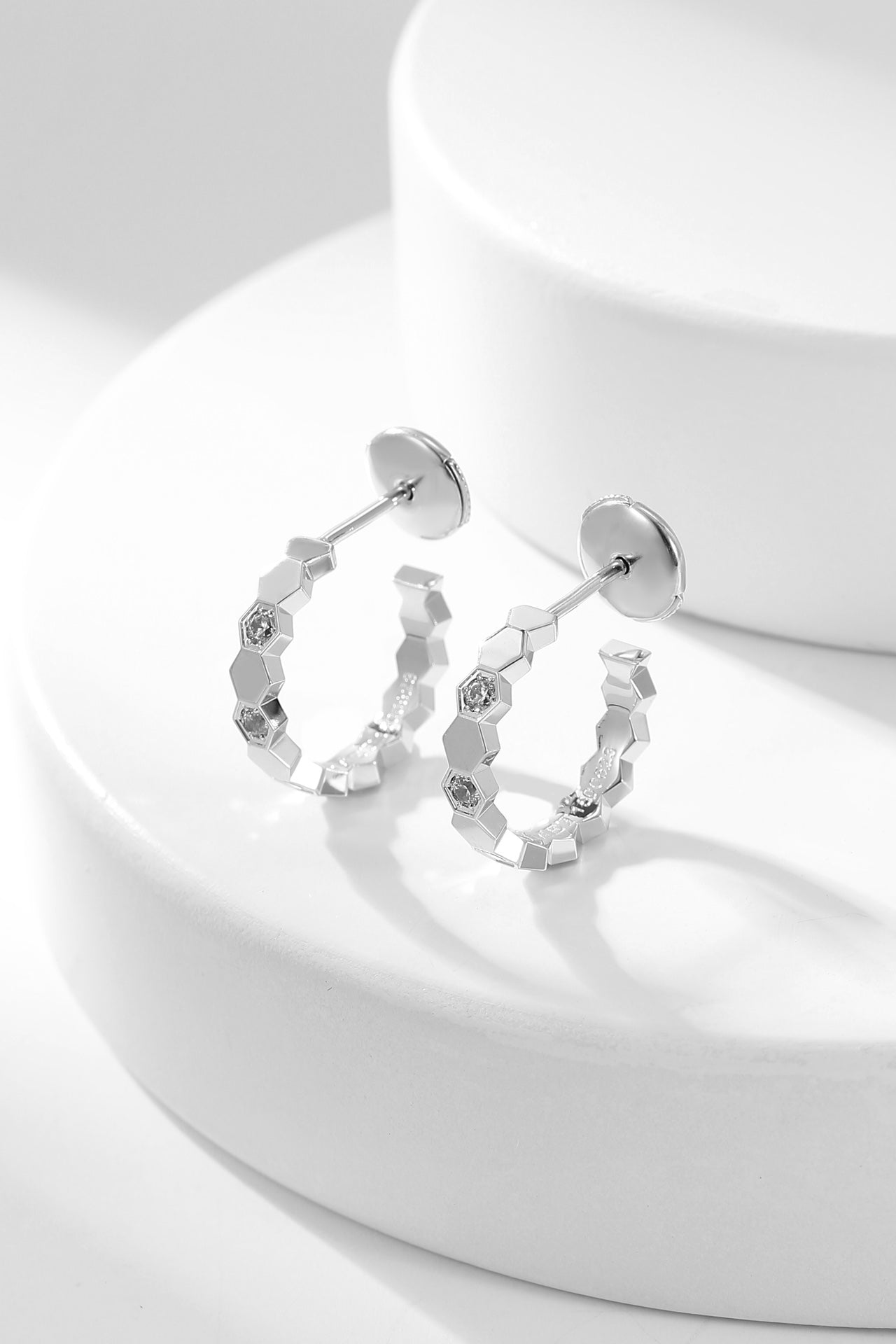 Loco BEE LOVE DIAMOND HOOP EARRINGS