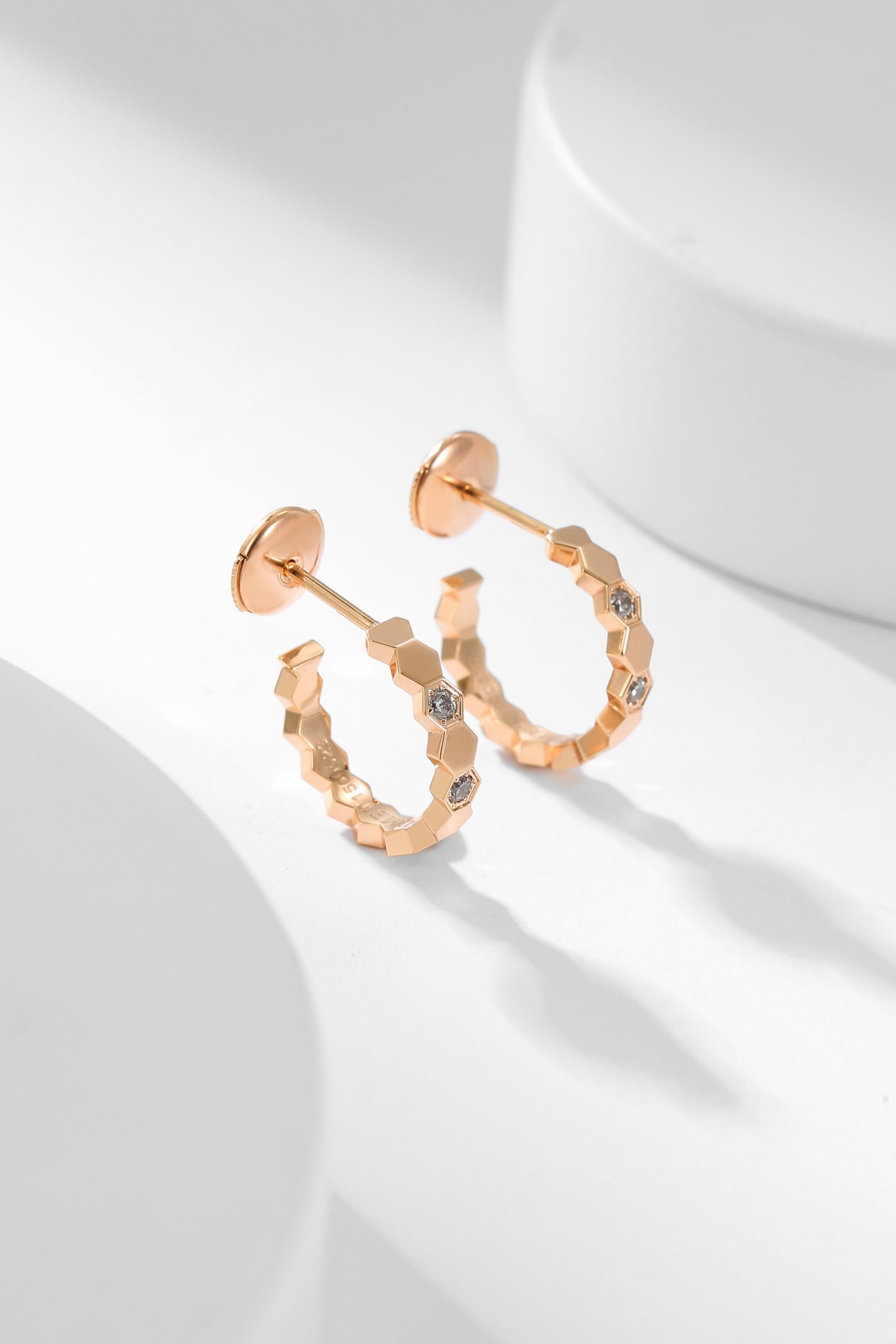 Loco BEE LOVE DIAMOND HOOP EARRINGS