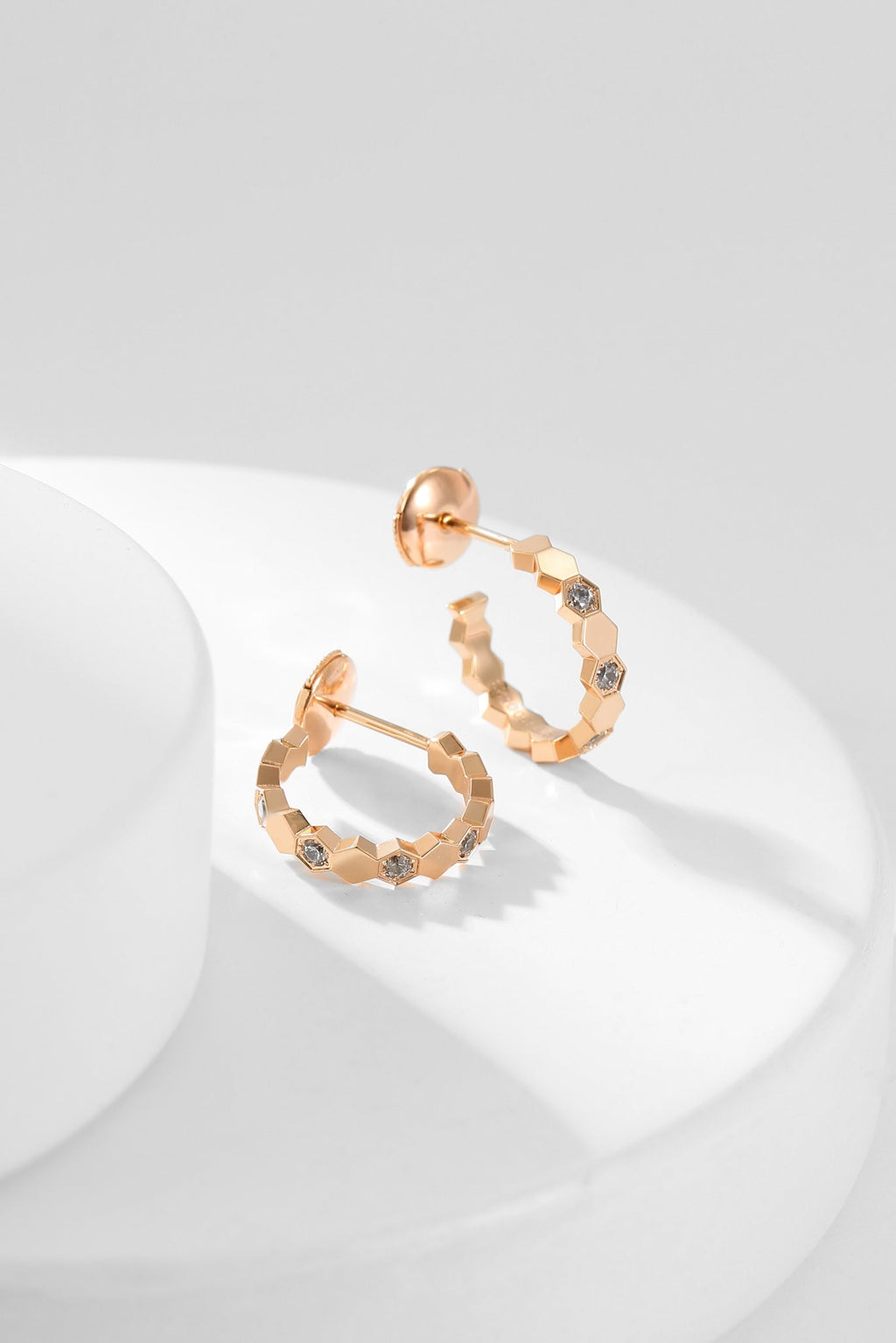 Loco BEE LOVE DIAMOND HOOP EARRINGS