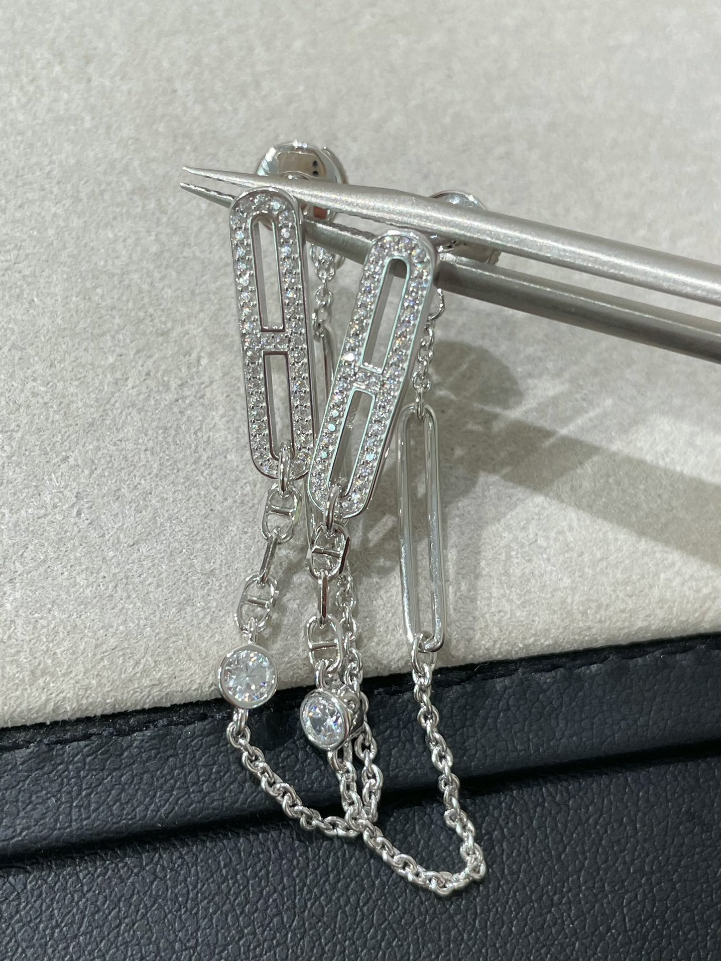 Loco CHAINE CHAOS DIAMOND DROP EARRINGS