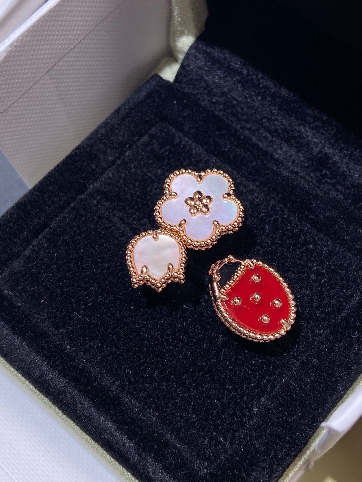 Loco LUCKY 3 MOTIF ROSE GOLD RING