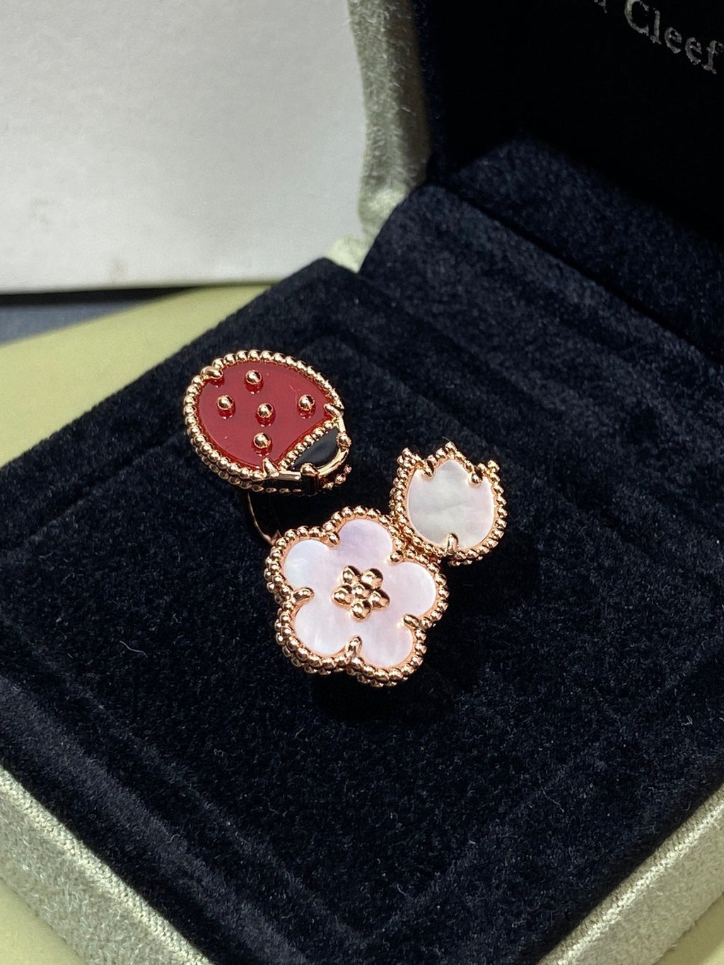Loco LUCKY 3 MOTIF ROSE GOLD RING