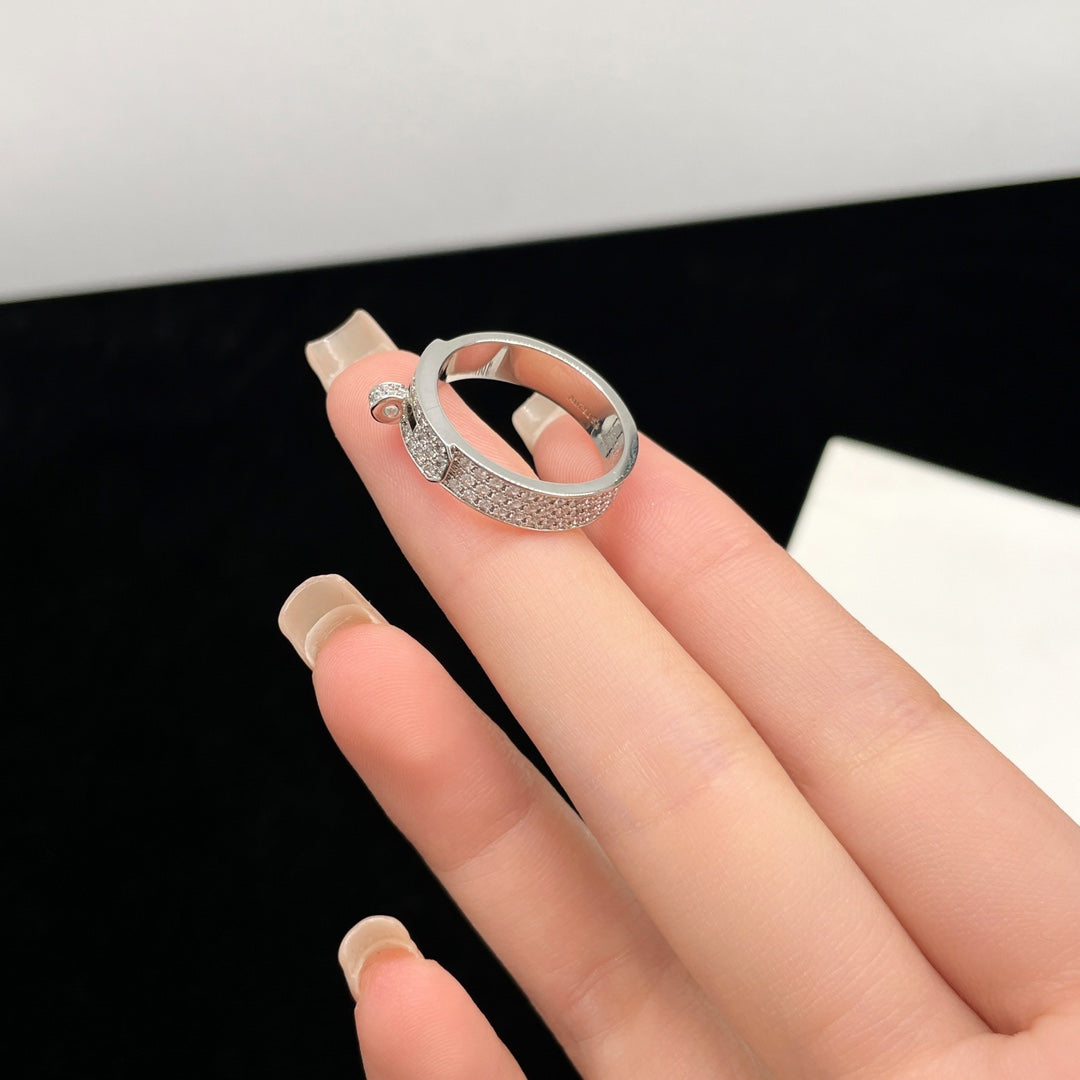 Loco KELLY SILVER DIAMOND RING