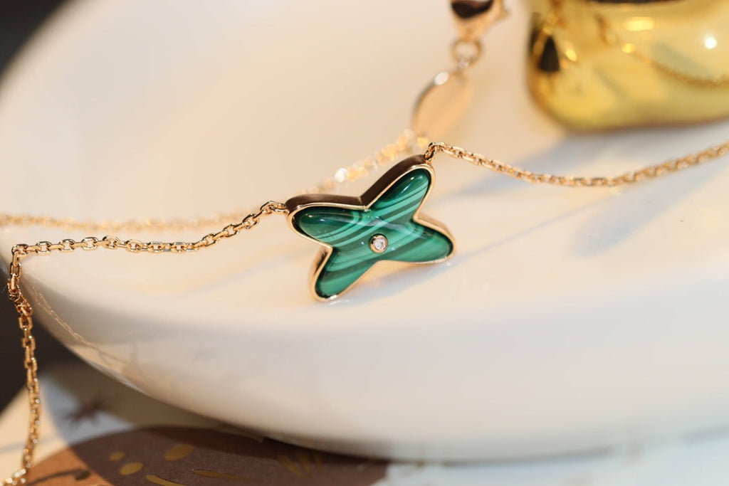 Loco JEUX MALACHITE 1 DIAMOND PINK GOLD NECKLACE
