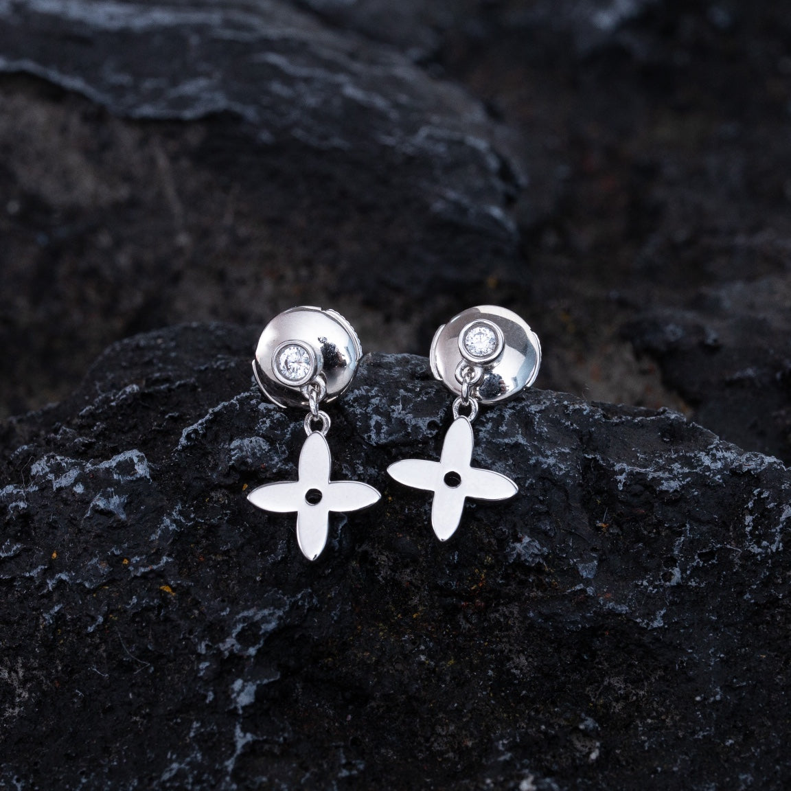 Loco VIDYLLE SILVER DIAMOND MINI DROP EARRINGS