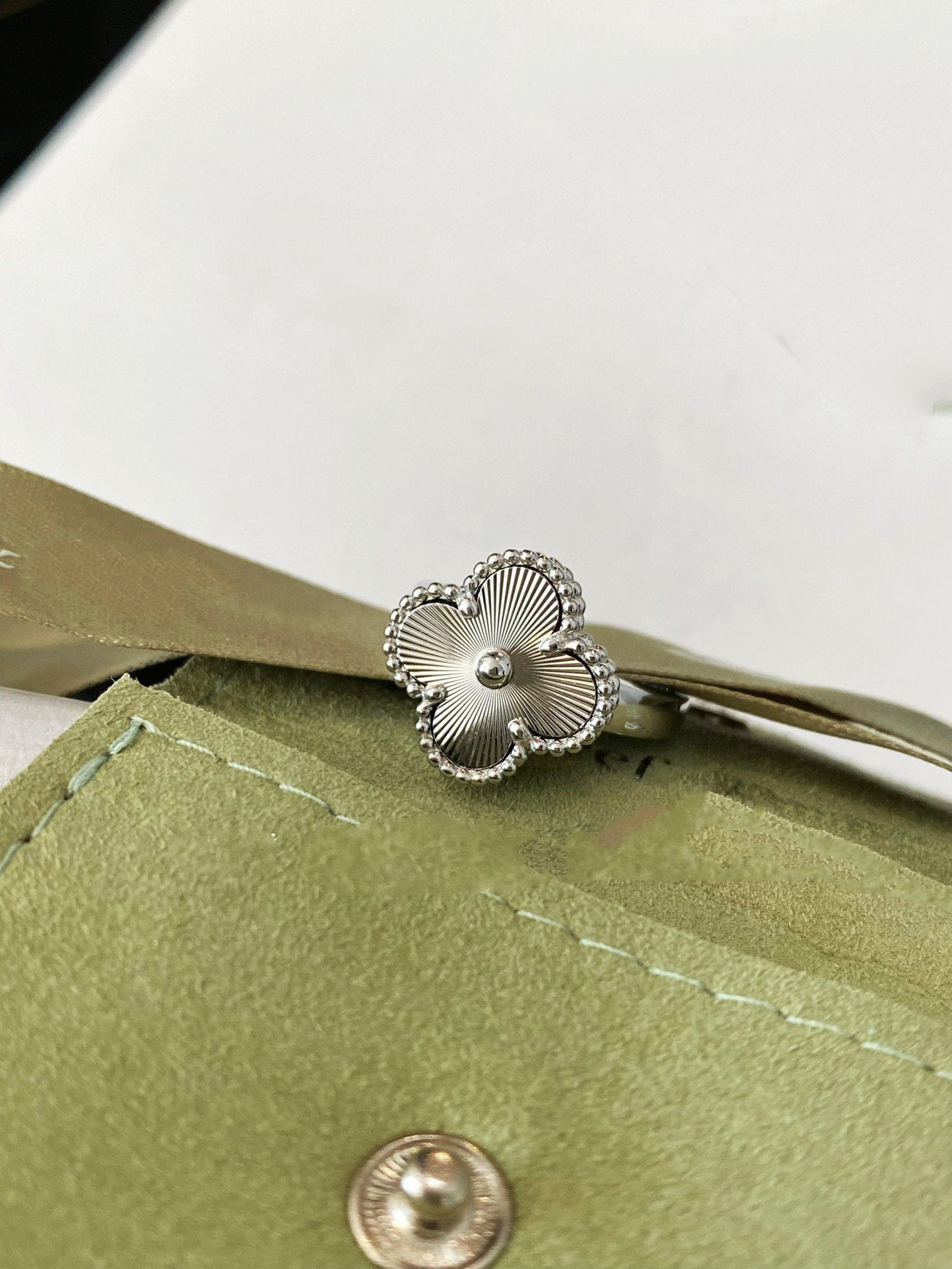 Loco CLOVER SILVER RING