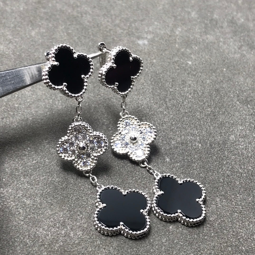 Loco CLOVER 3 MOTIF DIAMOND ONYX SILVER EARRINGS