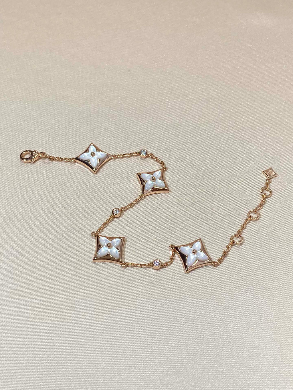 Loco STAR 4 MOTIF MOP DIAMOND PINK GOLD BRACELET