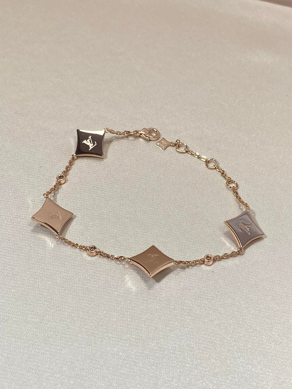 Loco STAR 4 MOTIF MOP DIAMOND PINK GOLD BRACELET