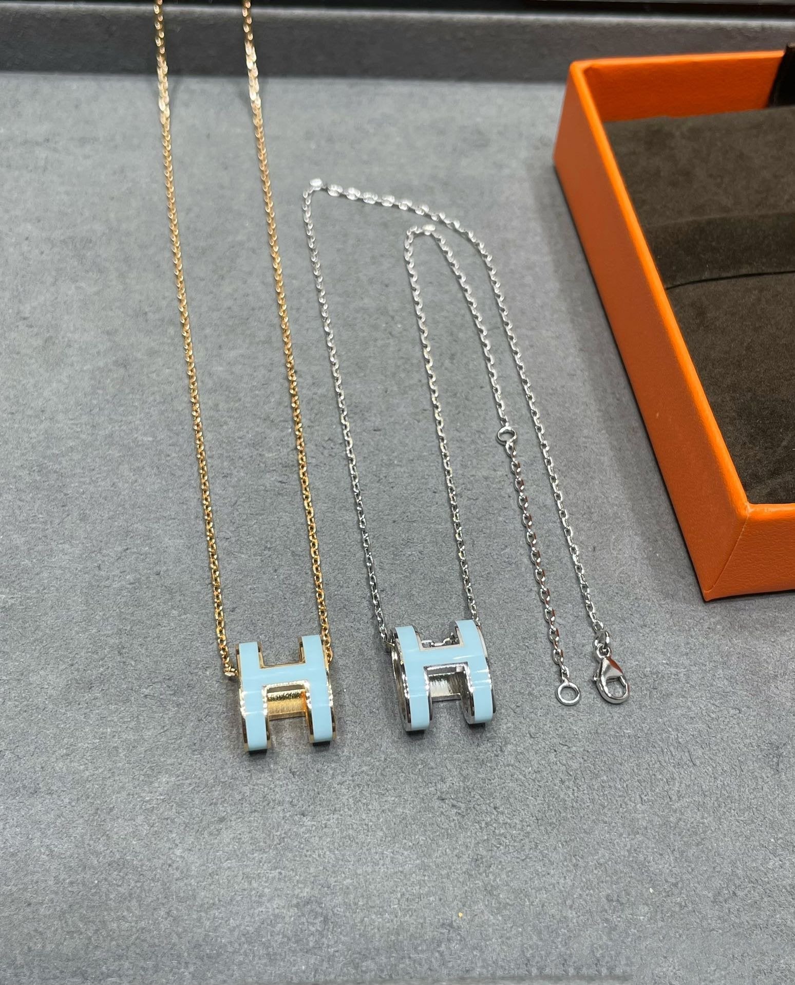 Loco POP H SKY BLUE NECKLACE