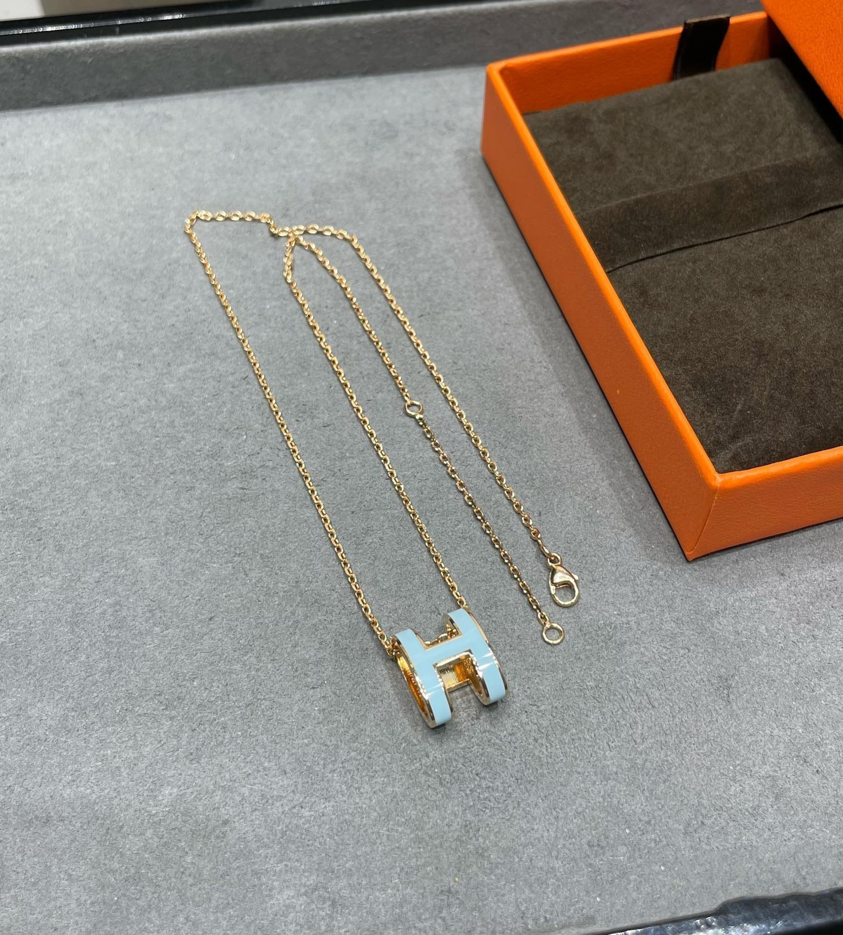 Loco POP H SKY BLUE NECKLACE