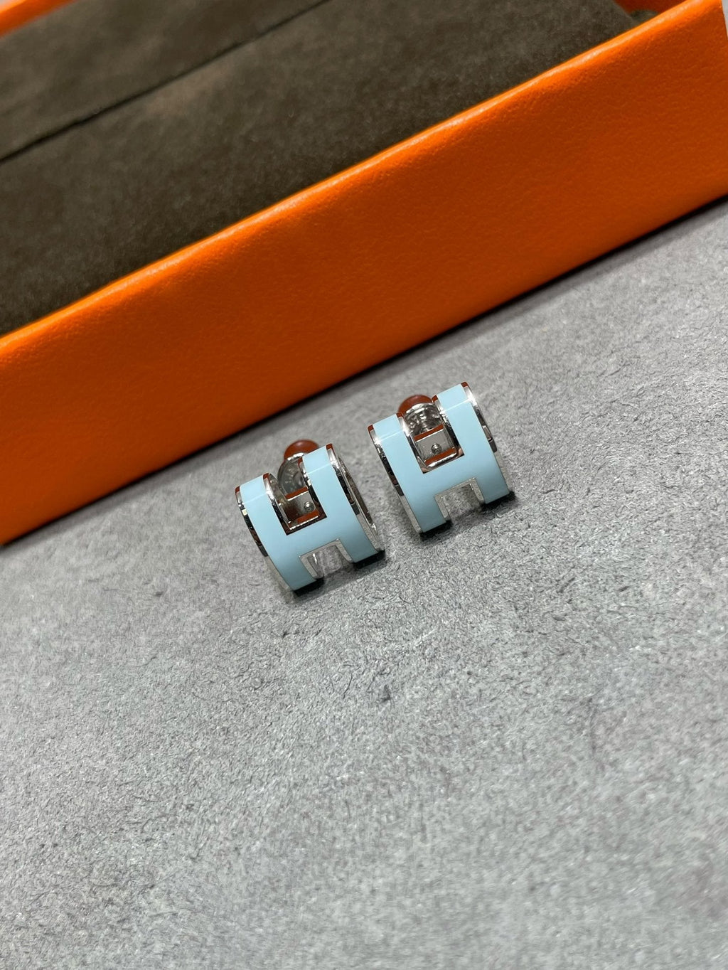 Loco POP H SKY BLUE STUD EARRINGS