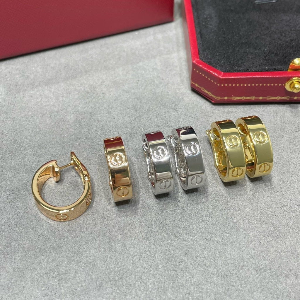 Loco LOVE 5.5MM EARRINGS