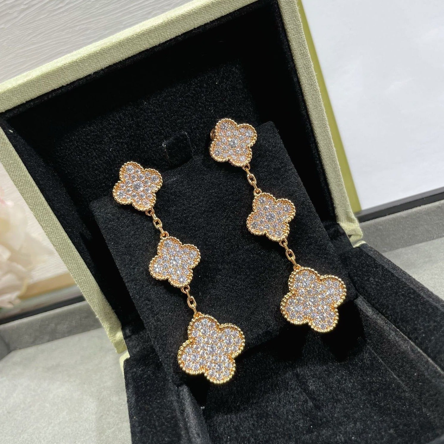 Loco CLOVER 3 MOTIFS DIAMOND PAVED ROSE GOLD EARRINGS
