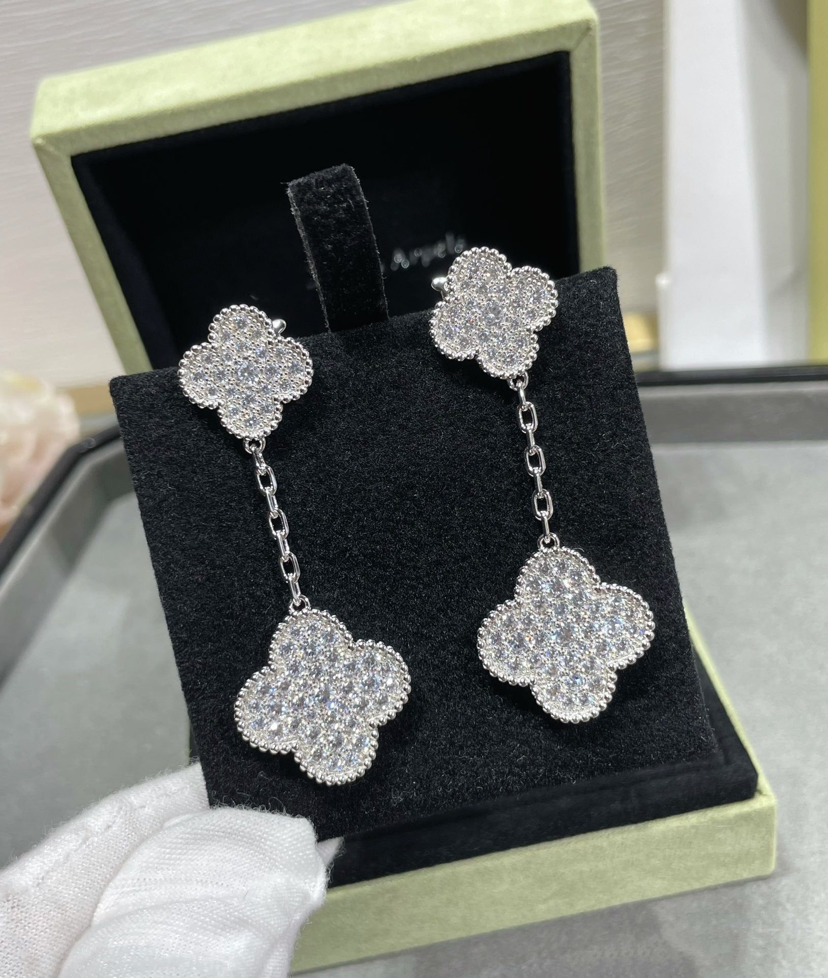 Loco CLOVER 2 MOTIFS DIAMOND PAVED SILVER EARRINGS