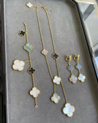 Loco CLOVER 3 MOTIF MOP ONYX DARK MOP PINK GOLD EARRINGS