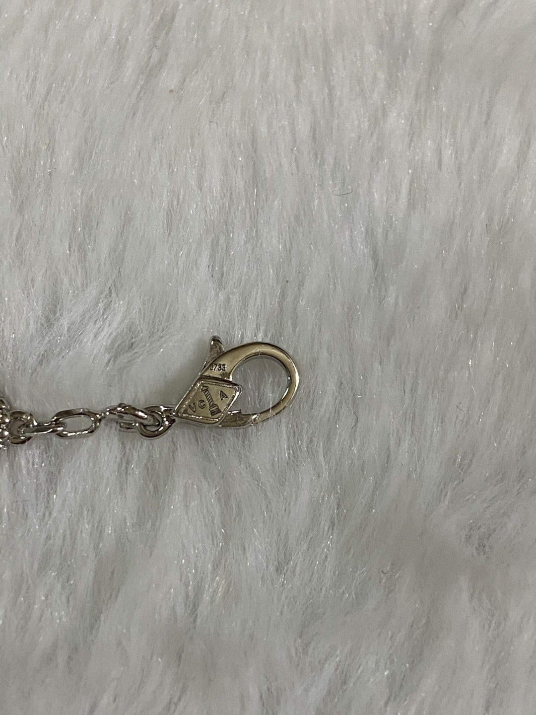 Loco CLOVER 1 MOTIF PIETERSITE BRACELET
