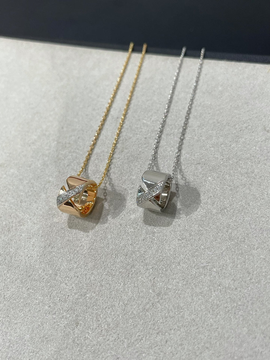 Loco LIENS EVIDENCE DIAMOND NECKLACE